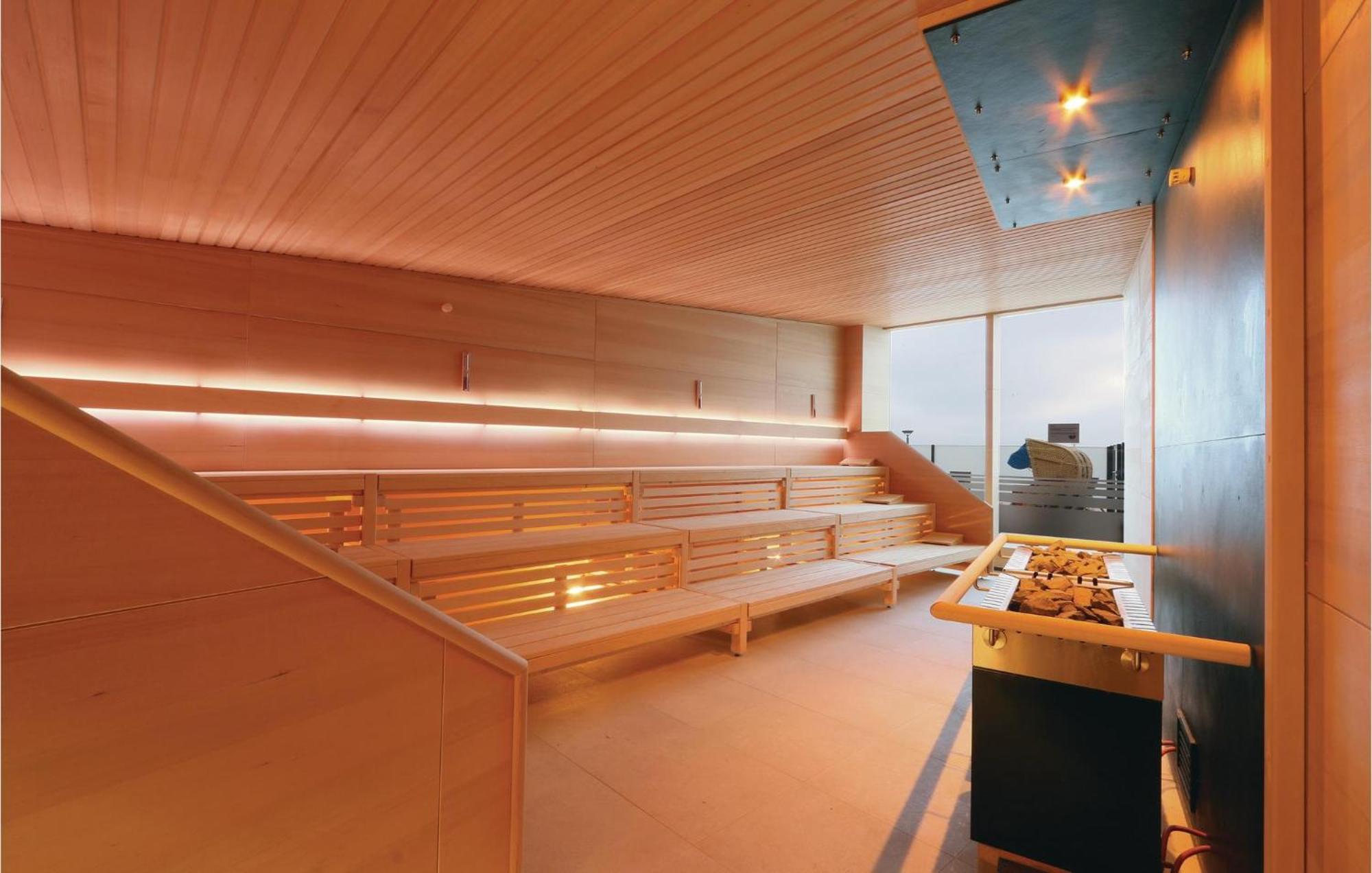Amazing Apartment In Luebeck Travemuende With Wifi エクステリア 写真
