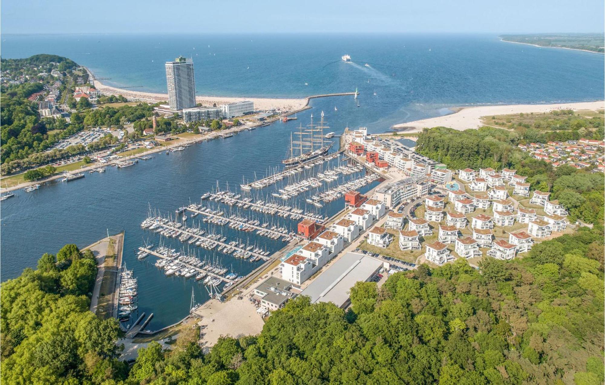 Amazing Apartment In Luebeck Travemuende With Wifi エクステリア 写真